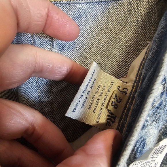 Miss Me Hummingbird Floral Embroidered Distressed Bootcut Marilyn Jean Bohemian - Picture 6 of 7